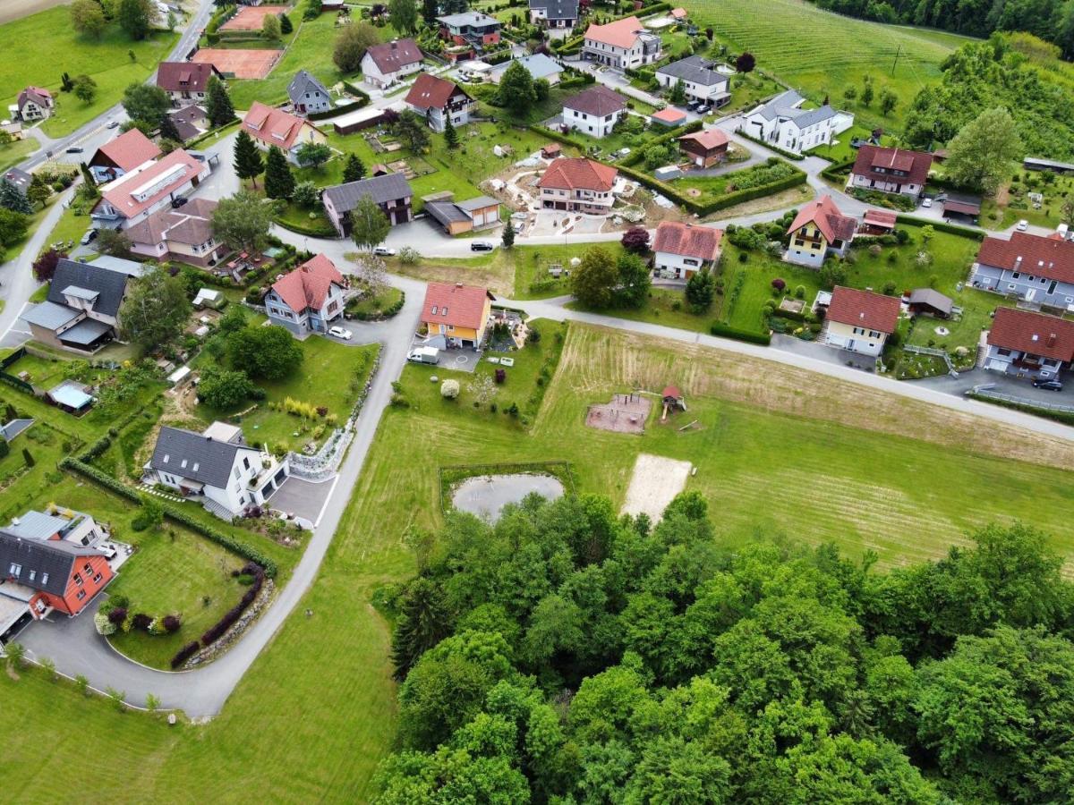 Ferienwohnung Berghausen Exterior photo